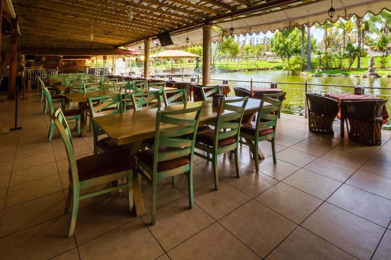Hotel Hacienda Coyotes Zapotlanejo Kültér fotó