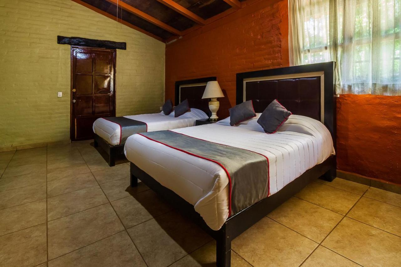 Hotel Hacienda Coyotes Zapotlanejo Kültér fotó